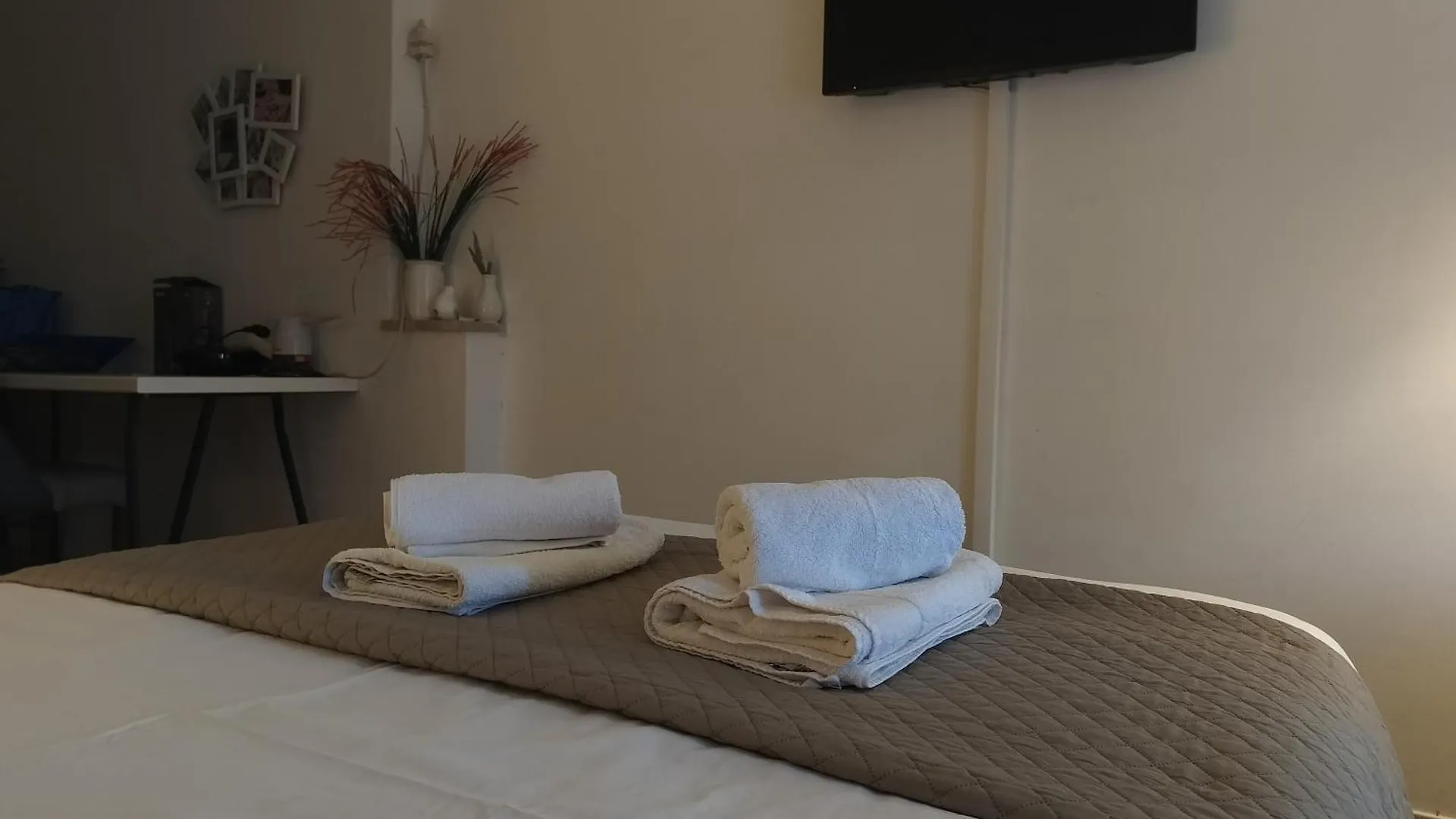 Trykonos Garden - Central Oasis With Free Parking - Walk To Center, Helexpo & University Thessaloníki